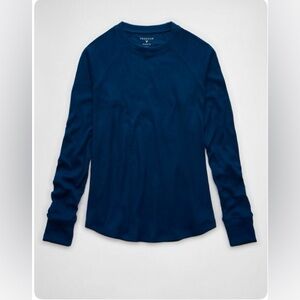 American Eagle Plush Long Sleeve Crew Neck T-Shirt